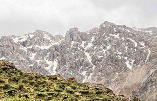 Kahramanmaraş’a mevsimin ilk karı yağdı