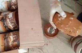Kahve kutusuna gizlenen uyuşturucuyu ’Asil’ buldu