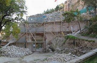 Kale kapısı yeniden hayat buluyor