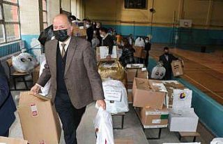 Karabük TSO’dan ihtiyaç sahibi öğrencilere giyim...