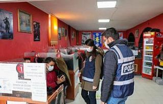 Kars’ta polisten okul çevresinde uygulama