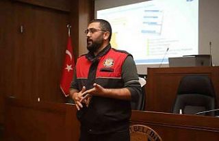 Kartal Belediyesi’nden meclis üyelerine afet farkındalık...