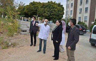 Kaymakam Demir, diyaliz merkezi inşaatını inceledi