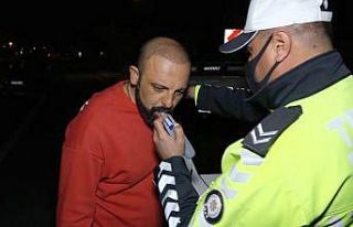 Kaza yapan ehliyetsiz sürücü 2.44 promil alkollü...