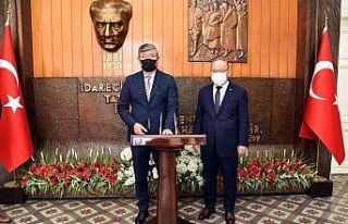 Kazakistan Ankara Büyükelçisi Saparbekuly’dan...