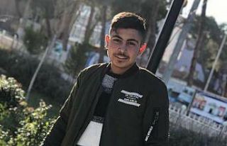 Kazaya karışan otomobil alev aldı: 2 ölü