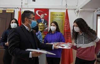 Keçiören Belediyesinden öğrencilere 20 bin adet...