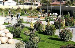 Kentin tarihi dokusunu görmek isteyenler Çoruminia’yı...