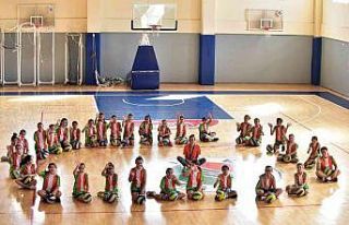 Kepez’de fileye yeni sultanlar yetişiyor