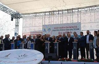 Kılıçdaroğlu’nun programında Karabağlar Belediyesine...