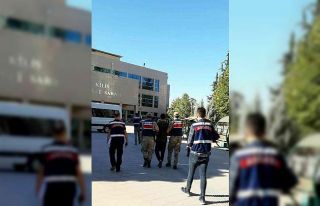 Kilis ile Gaziantep’te PKK ile DEAŞ’lı 2 terörist...