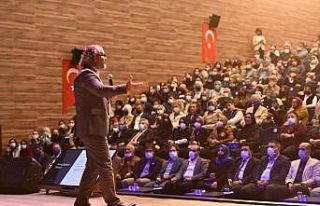 Kişisel Gelişim Uzmanı Yazar Sıtkı Aslanhan Altıeylül’de