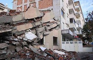 Kontrolsüz yıkıma belediyeden 18 bin 427 lira ceza