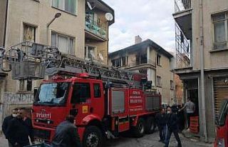 Konya’da boş binadaki yangın büyümeden söndürüldü