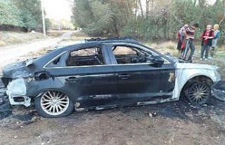 Konya’da otomobil alev alev yandı