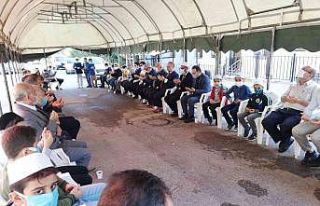 Kuran kursu öğrencileri şehit için hatim indirdi