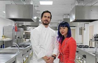 Kusursuz beden algısı gençlerde yeme bozukluğunu...