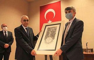 Kütahya’ya değer katanların isimleri amfilerinde...