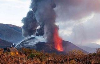 La Palma’da volkanik kül bulutu uyarısı