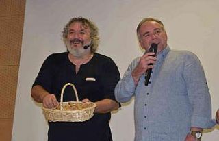 Mandıra Filozofu, Germencik’te sahne aldı