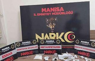 Manisa’da 4 uyuşturucu taciri tutuklandı
