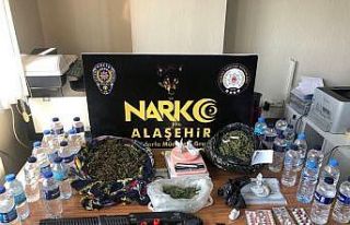Manisa’da eş zamanlı uyuşturucu operasyonu: 12...