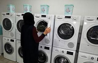 Mardin Büyükşehir Belediyesinden giysi yıkama...