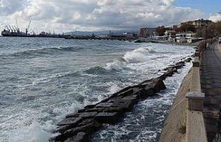 Marmara Denizi’nde ulaşıma poyraz engeli