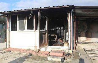 Meclis üyesinin bağ evi yandı