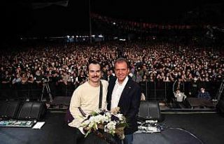 Mersin’de Cumhuriyet Bayramı konserlerle renklendi