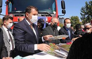 Mevlit okutulup fidan dağıtıldı