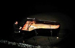 Mezitli Belediyesi Kültür Merkezi Fazıl Say’ın...