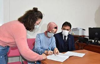 Milletvekili Ayvazoğlu, TURKOVAC aşısı için gönüllü...