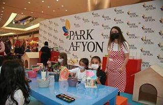 Minik dostların yuvalarını minik çocuklar yaptı