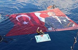 MSB’den dünya rekoru kıran Şahika Ercümen’e...