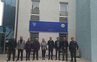 Muhtarlardan Karakol Amiri Komiser Törer’e ’hayırlı...