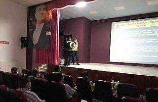 Niksar’da okul servisleri denetlendi