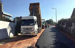 Nilüferköy’ün yolları sıcak asfaltla kaplandı