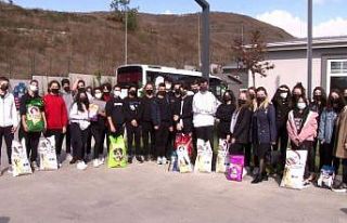 Öğrenciler Küçükçekmece’deki hayvan rehabilitasyon...