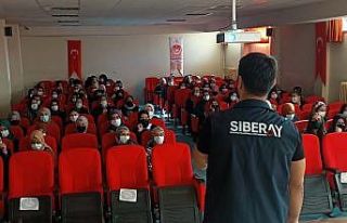 Öğrencilere güvenli internet eğitimi