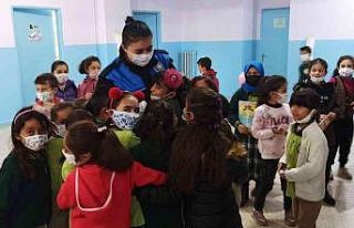 Öğrencilere polislik mesleği tanıtıldı