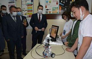 Öğrencilerin 24 eseri TÜBİTAK Bilim Fuarı’nda...