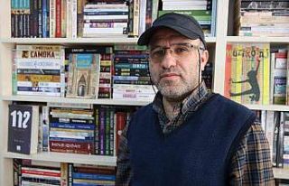 Öğretmeninin aşıladığı kitap aşkı, sahafçı...