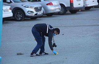 Okul önündeki kavgada liseli genç polise ateş...