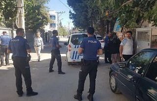 Okuldan çıkan öğrenciyi dövüp kaçtılar