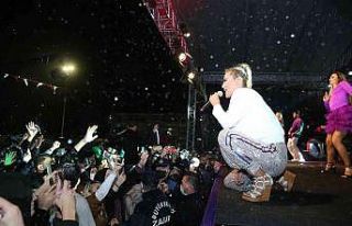 Ordu’da Demet Akalın rüzgarı