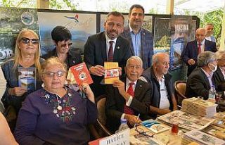 Ortaca’da "sanat topluluğu" imza gününde...