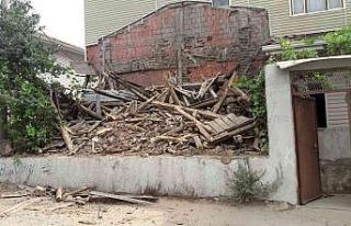 Osmangazi’de metrûk binalar bir bir yıkılıyor