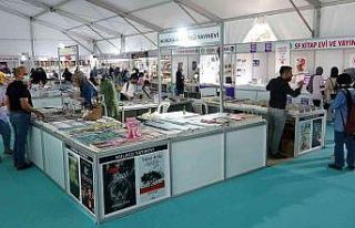 Osmaniye’de Kitap Fuarı’na yoğun ilgi