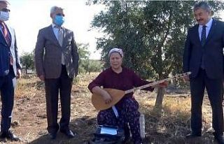 Osmaniye’de zeytin hasadı sazlı türkülü başladı